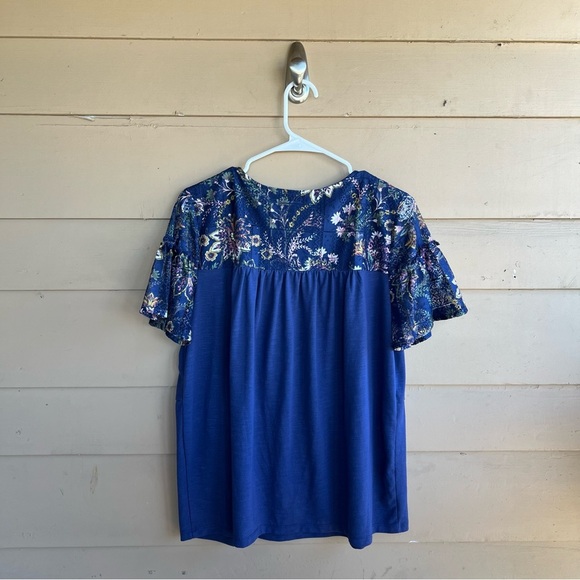 St. John's Bay Short Sleeve Tee - Size L - Casual Modest Floral - Picture 4 of 4